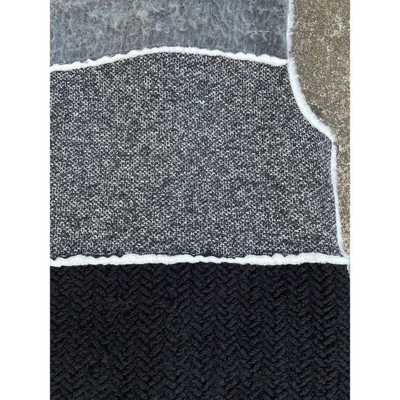FATE Wool Blend Vest Black Gray White Faux Shearling Leather Vest Size Medium - Picture 3 of 7